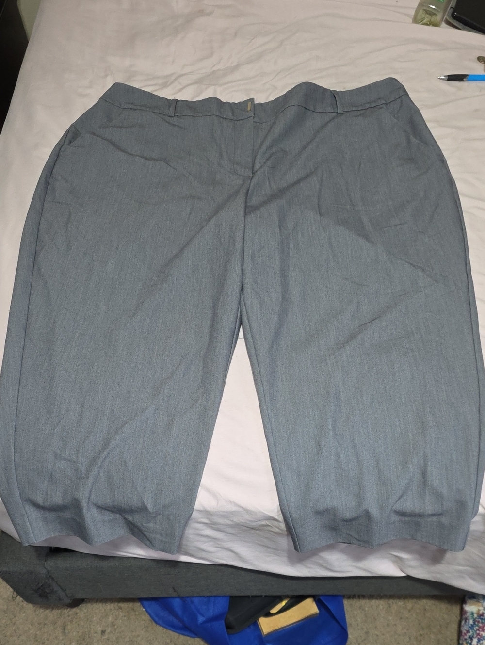 Apt. 9 Women's Gray Capris